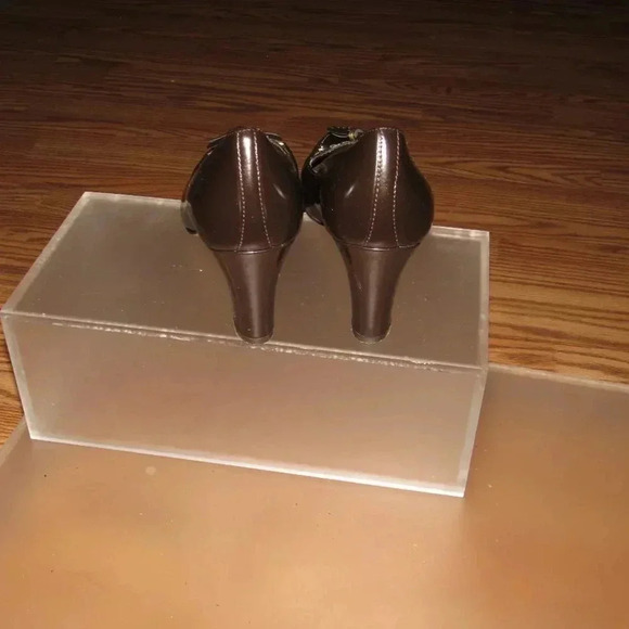 CIRCA JOAN & DAVID Florenza Patent Leather Brown Tassel Pumps Heels Shoes 8.5M - Picture 3 of 4